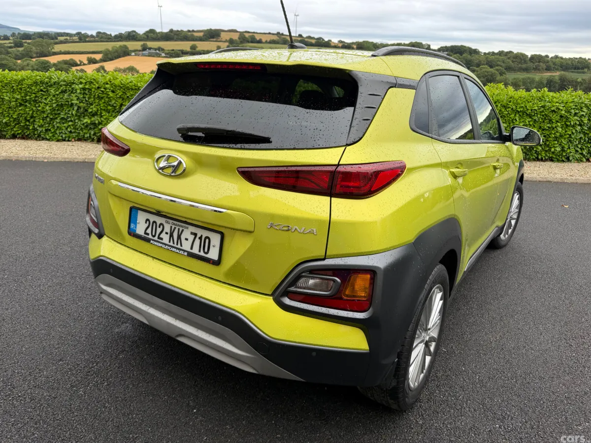 Hyundai KONA MPV, Petrol, 2020, Green