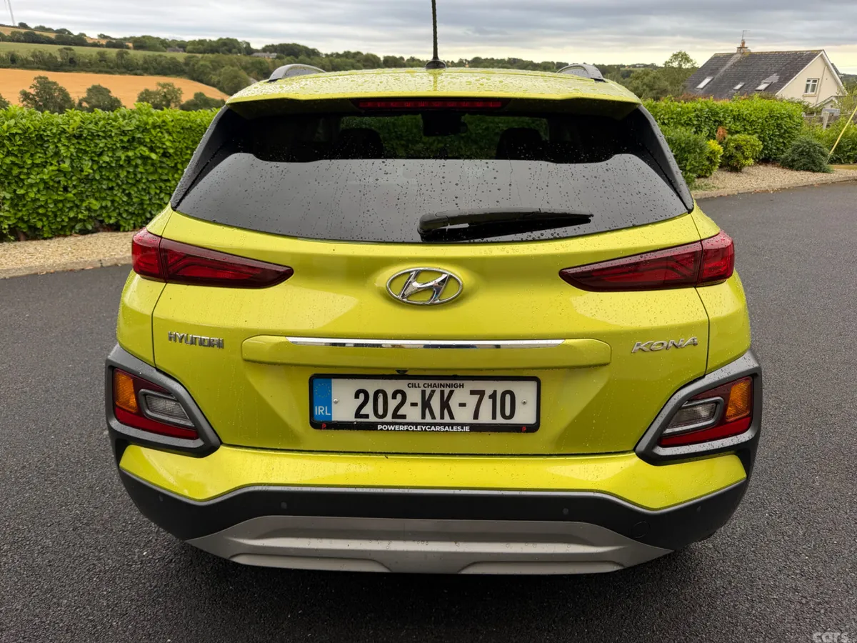 Hyundai KONA MPV, Petrol, 2020, Green