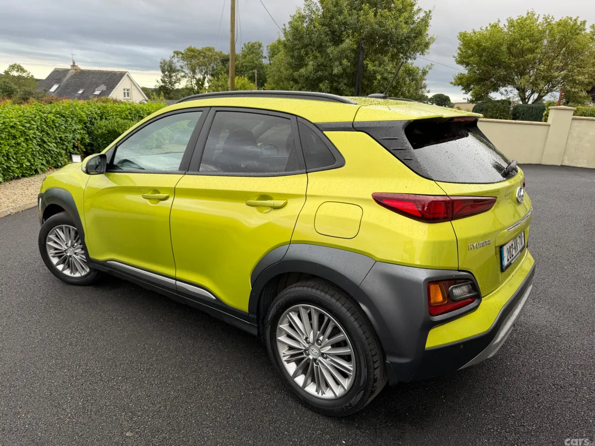 Hyundai KONA MPV, Petrol, 2020, Green