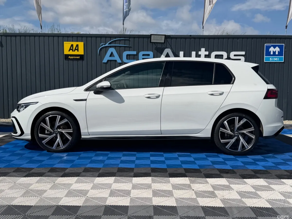 Volkswagen Golf Hatchback, Diesel, 2023, White
