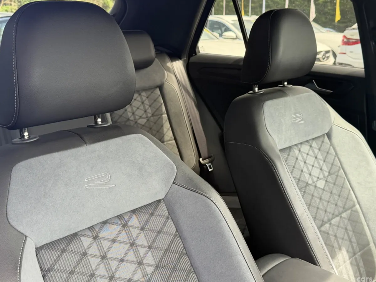 Volkswagen T-Roc SUV, Diesel, 2023, Black