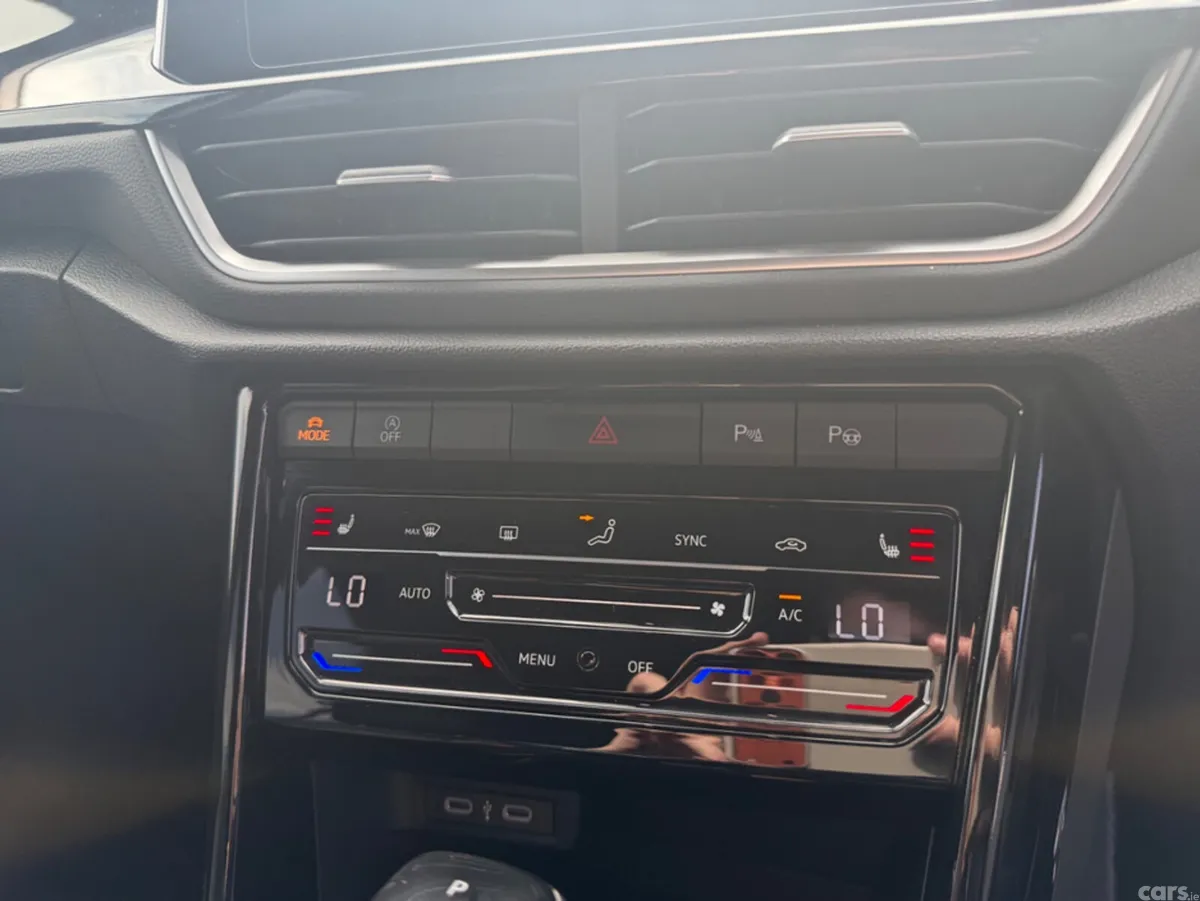 Volkswagen T-Roc SUV, Diesel, 2023, Black