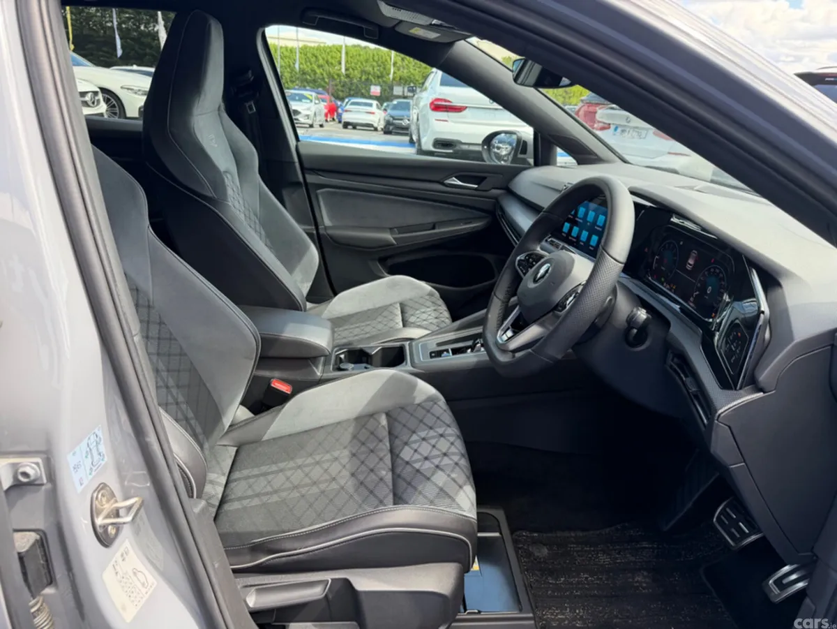 Volkswagen Golf Hatchback, Petrol, 2021, Grey