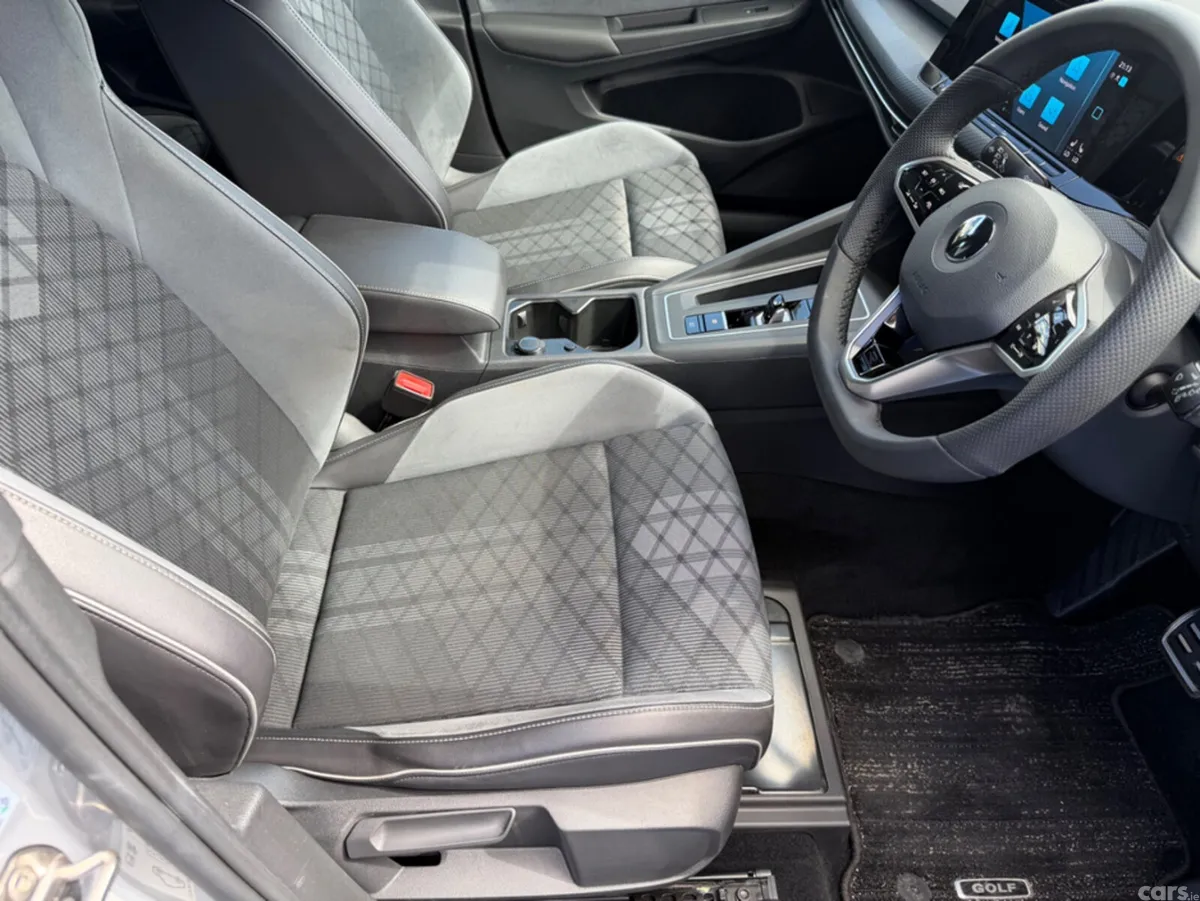 Volkswagen Golf Hatchback, Petrol, 2021, Grey