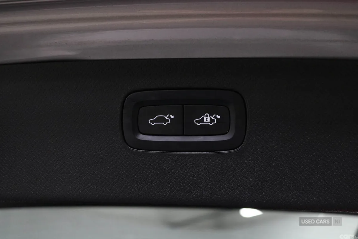 Volvo XC90 SUV, Diesel Hybrid, 2022, Silver
