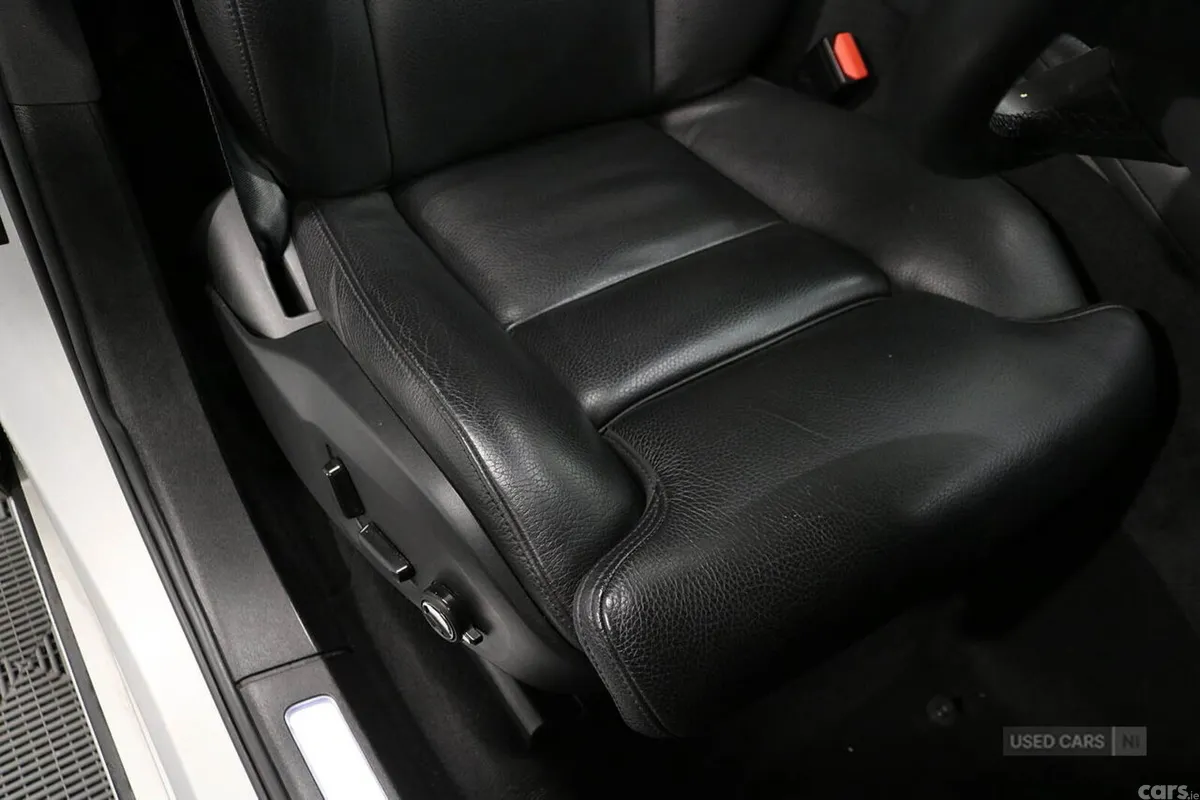 Volvo XC90 SUV, Diesel Hybrid, 2022, Silver