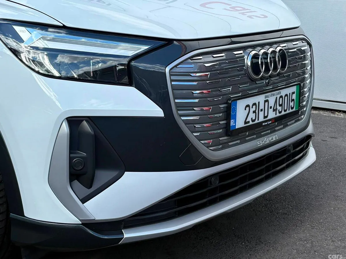 Audi Q4 e-tron SUV, Electric, 2023, White