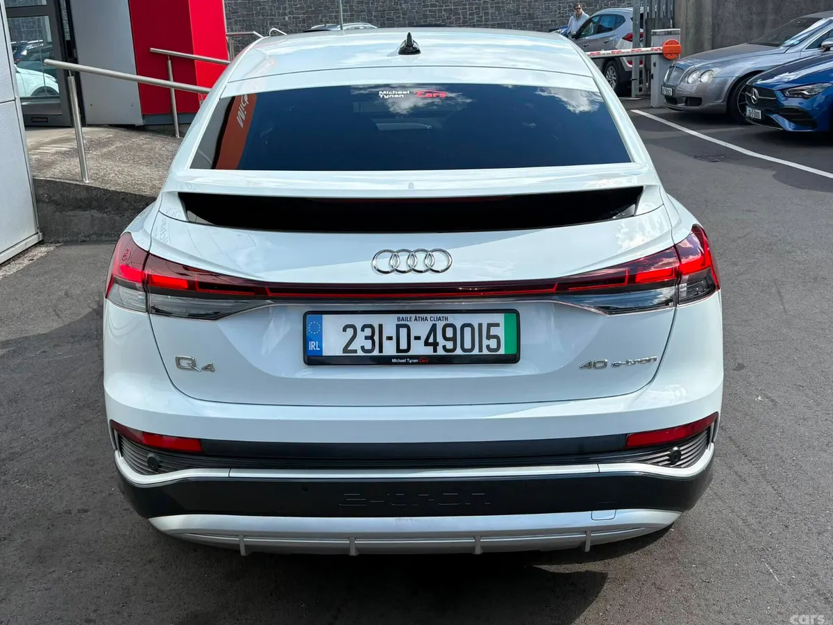 Audi Q4 e-tron SUV, Electric, 2023, White
