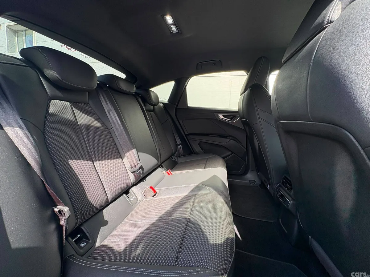 Audi Q4 e-tron SUV, Electric, 2023, White