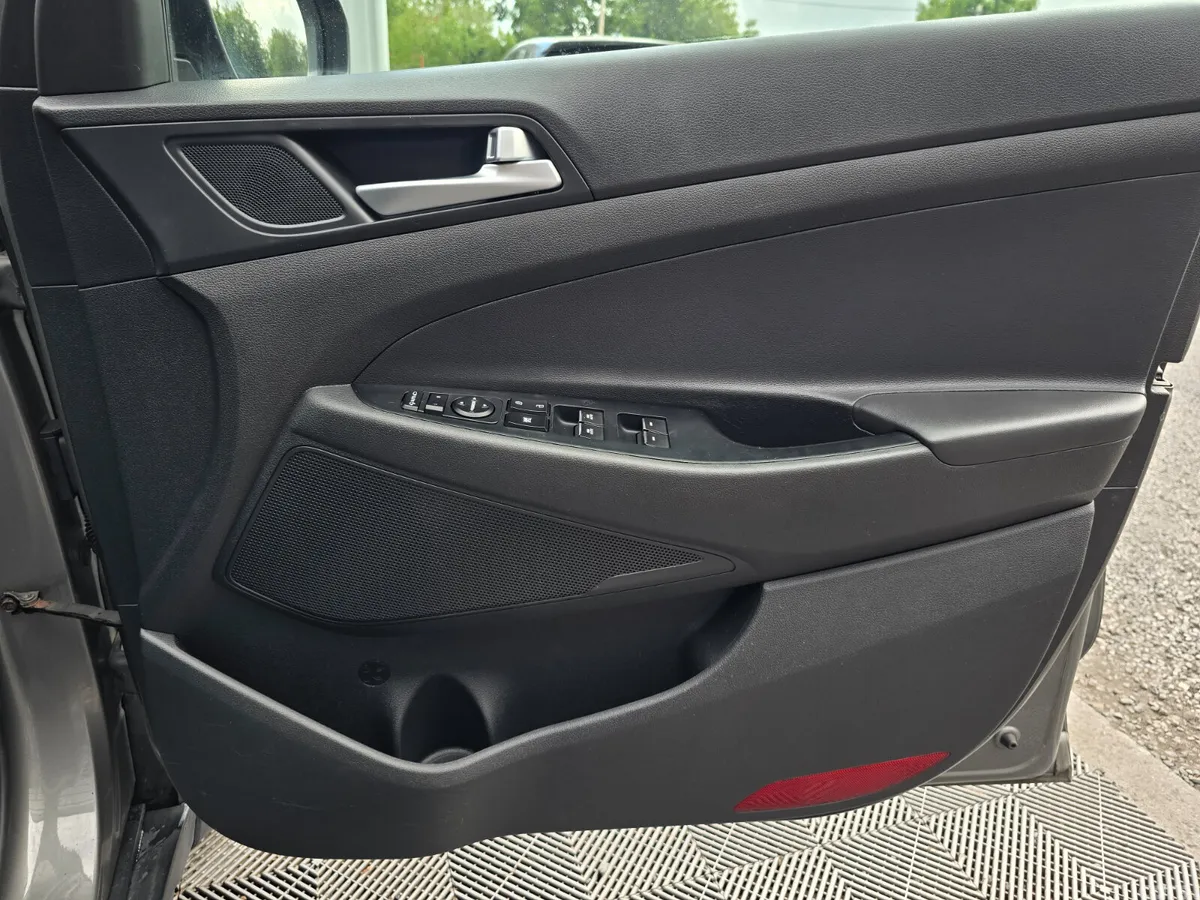 Hyundai Tucson SUV, Diesel, 2019, Grey