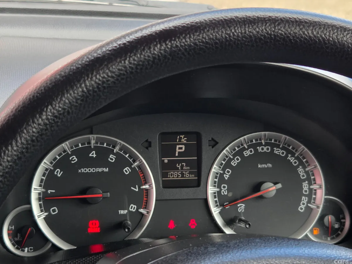 Suzuki Swift Hatchback, Petrol, 2016, Black