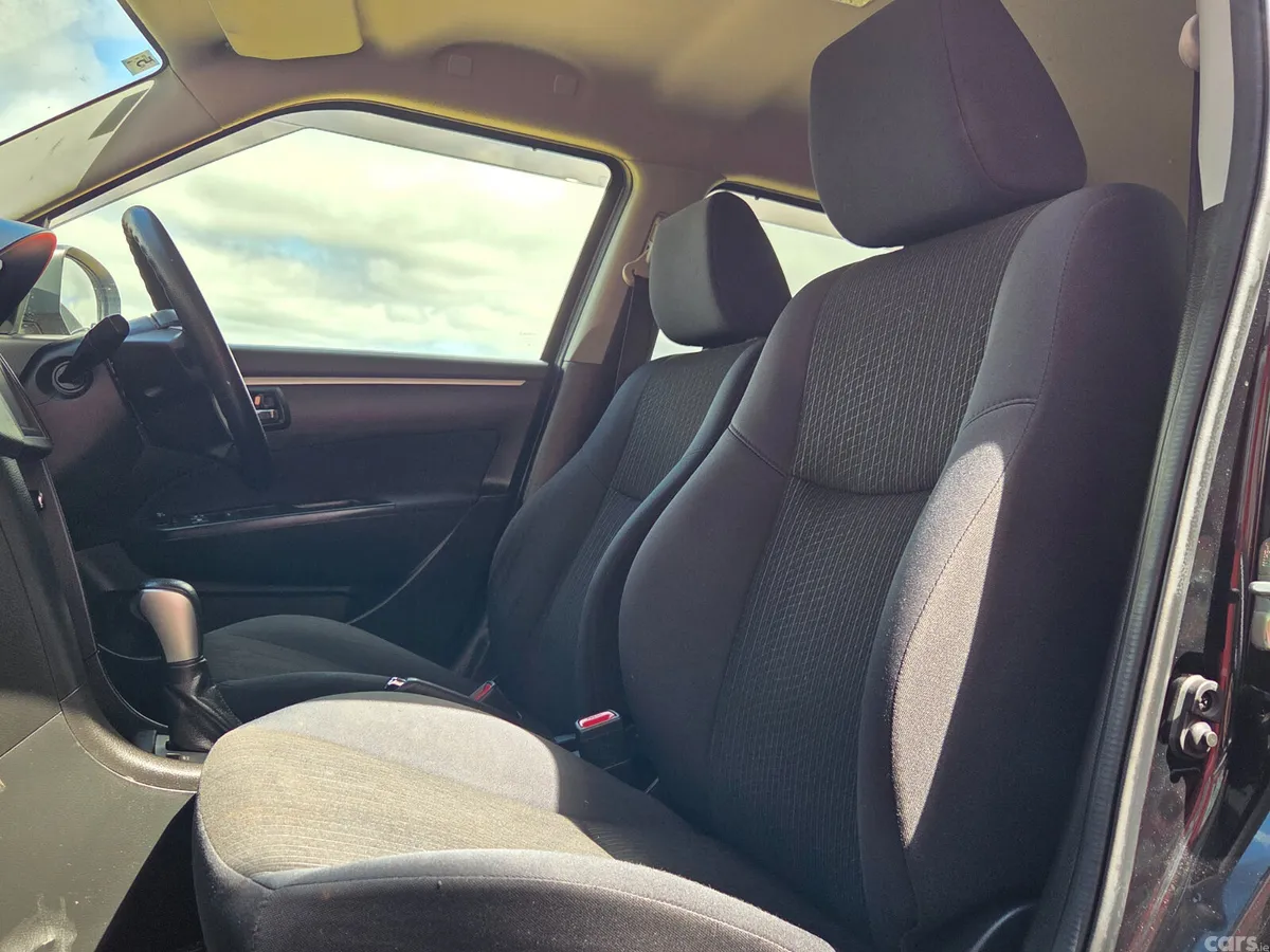 Suzuki Swift Hatchback, Petrol, 2016, Black