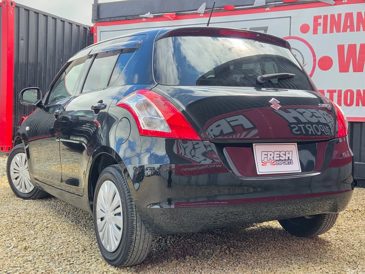 Suzuki Swift Hatchback, Petrol, 2016, Black