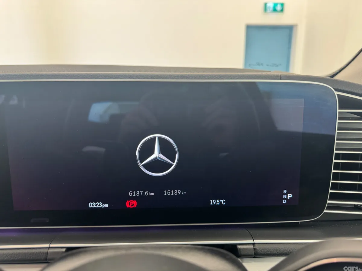 Mercedes-Benz GLE SUV, Diesel Plug-in Hybrid, 2025, Grey