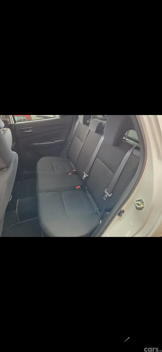 Suzuki Swift Hatchback, Petrol Hybrid, 2020, White
