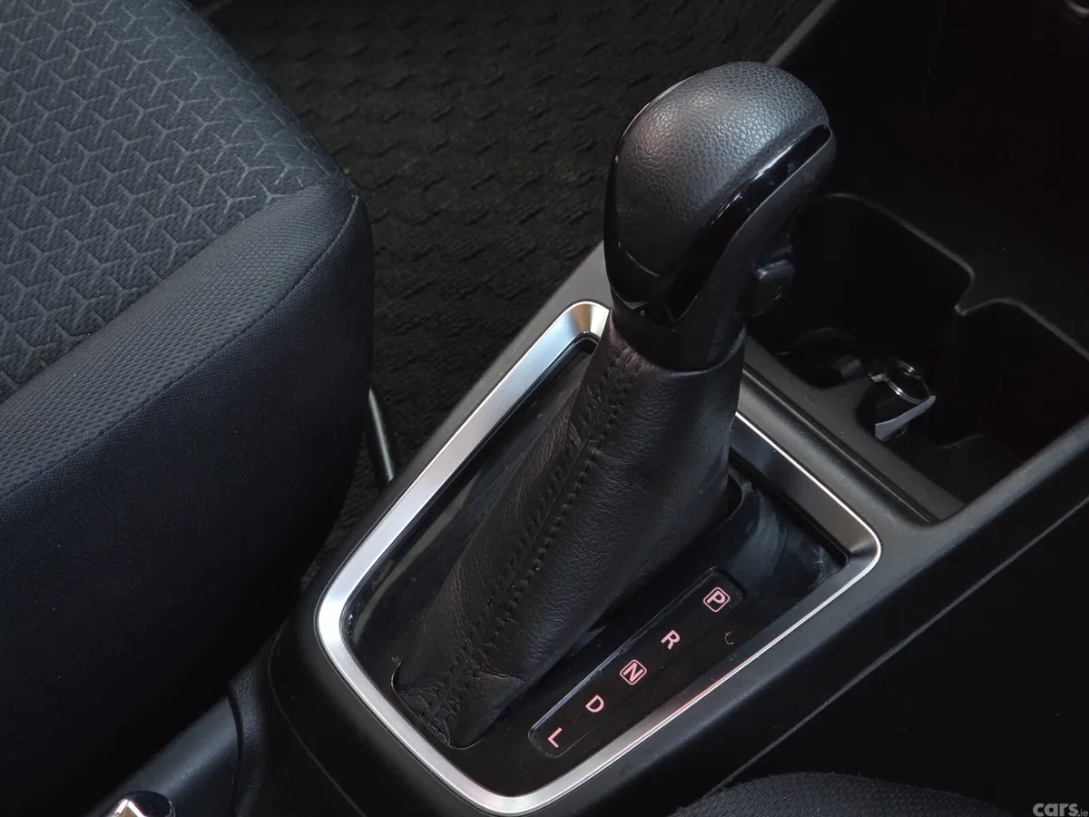 Suzuki Swift Hatchback, Petrol, 2020, Black