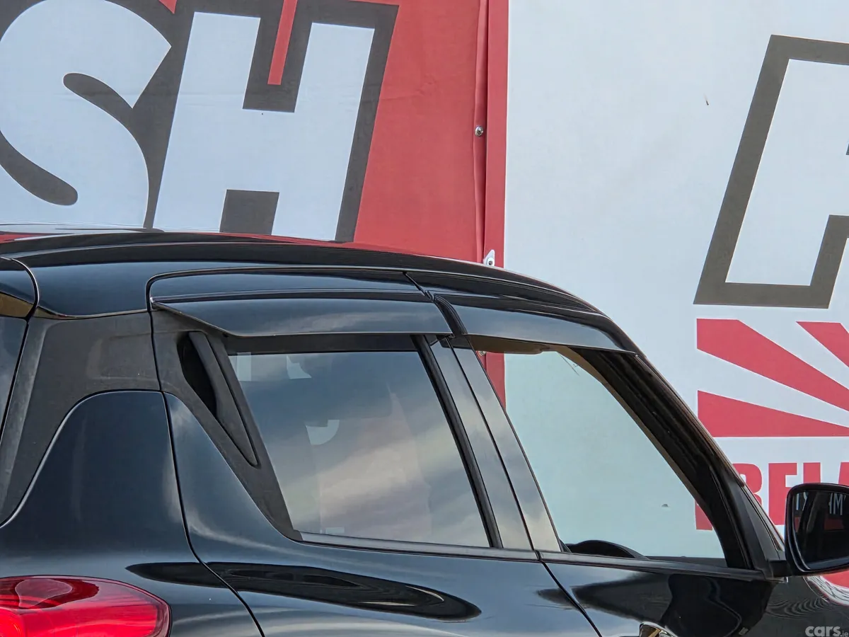 Suzuki Swift Hatchback, Petrol, 2020, Black