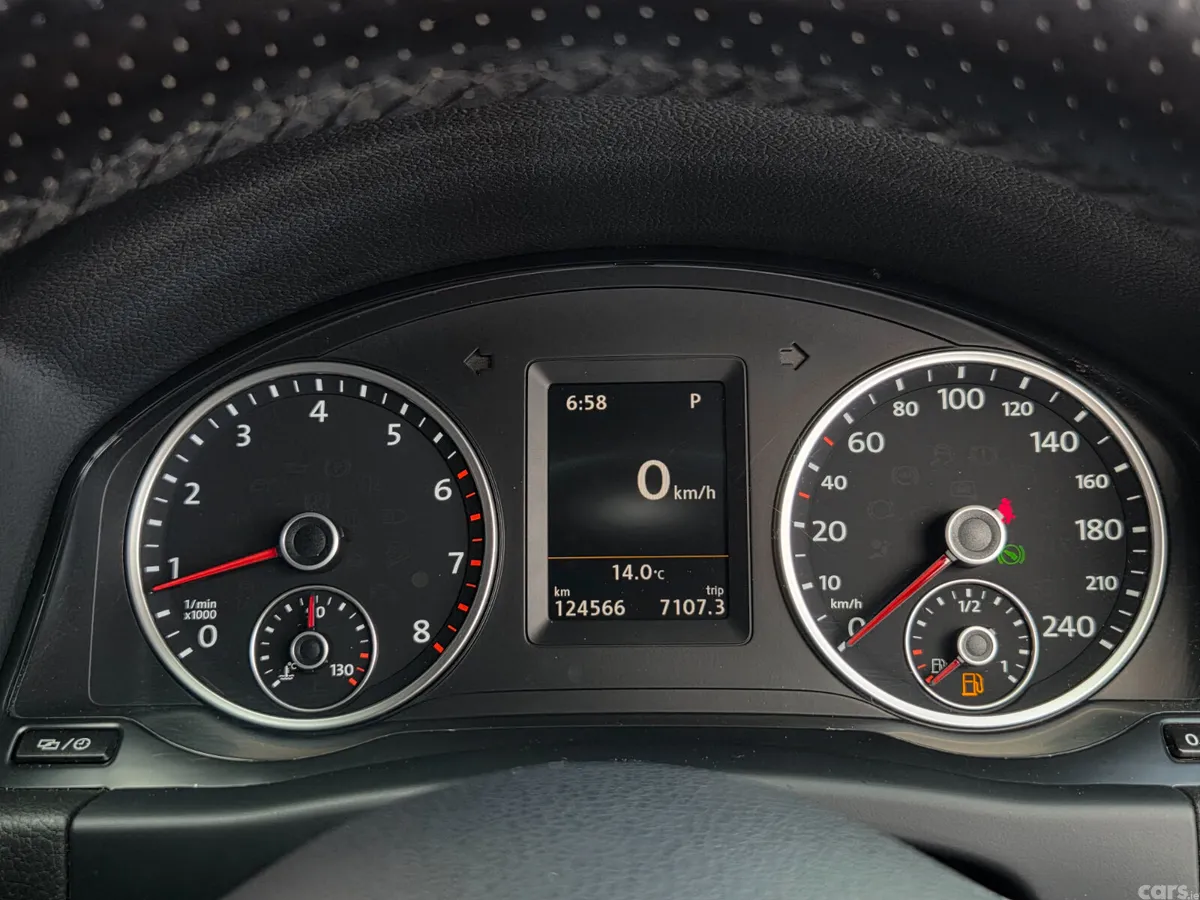 Volkswagen Tiguan SUV, Petrol, 2015, White