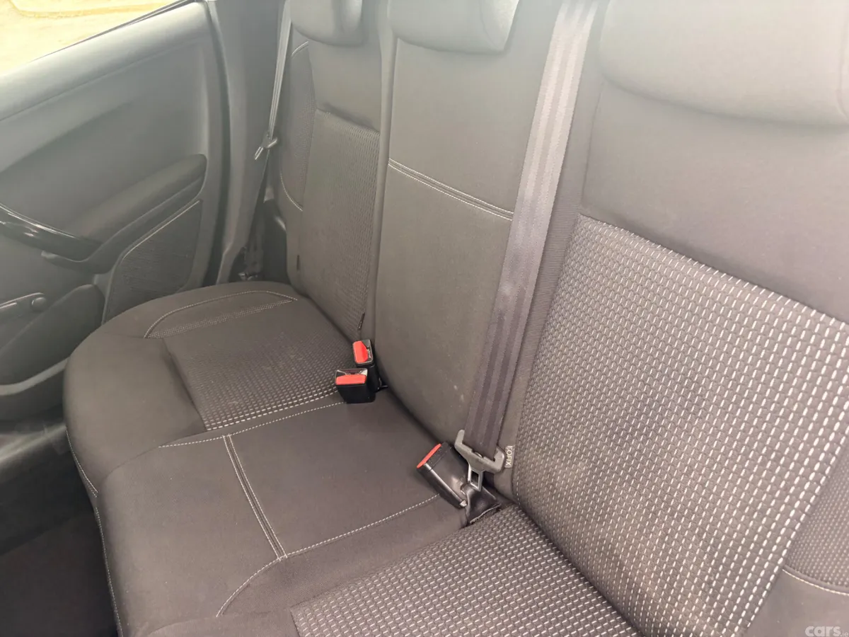 Peugeot 208 Hatchback, Petrol, 2018, Silver