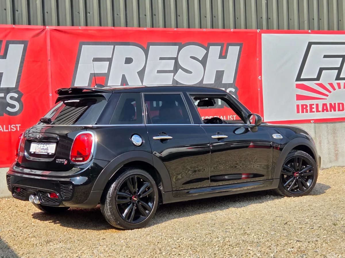 Mini Cooper Hatchback, Petrol, 2017, Black