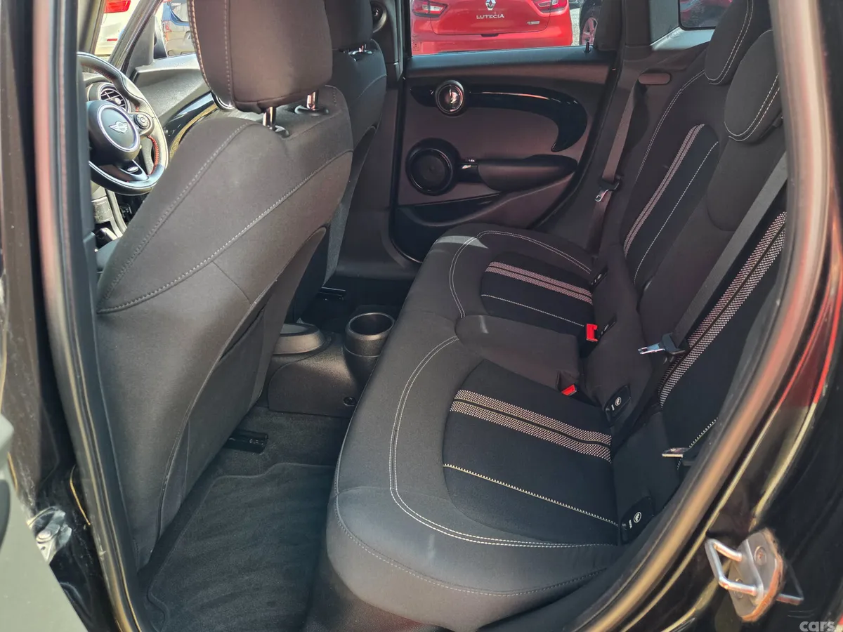 Mini Cooper Hatchback, Petrol, 2017, Black