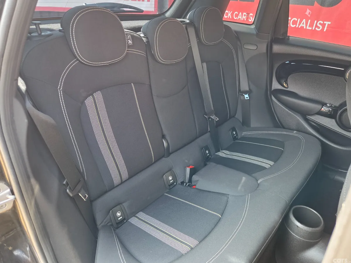 Mini Cooper Hatchback, Petrol, 2017, Black
