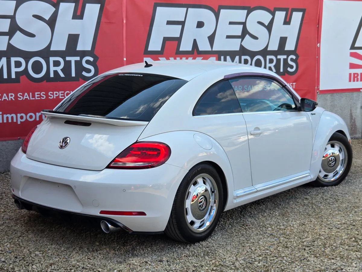 Volkswagen Beetle Hatchback, Petrol, 2014, White