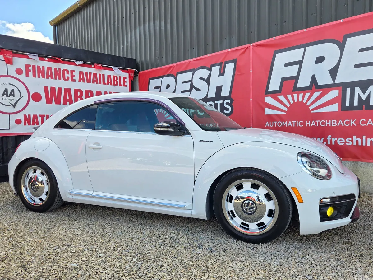 Volkswagen Beetle Hatchback, Petrol, 2014, White