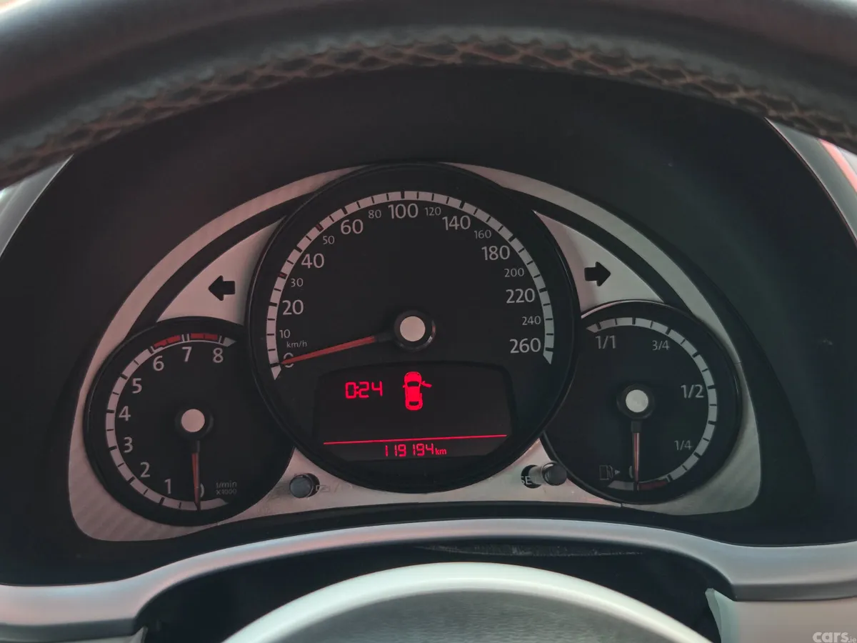 Volkswagen Beetle Hatchback, Petrol, 2014, White