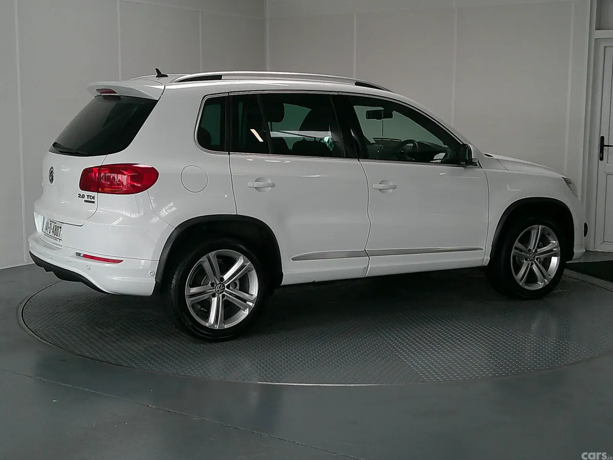 Volkswagen Tiguan SUV, Diesel, 2014, White