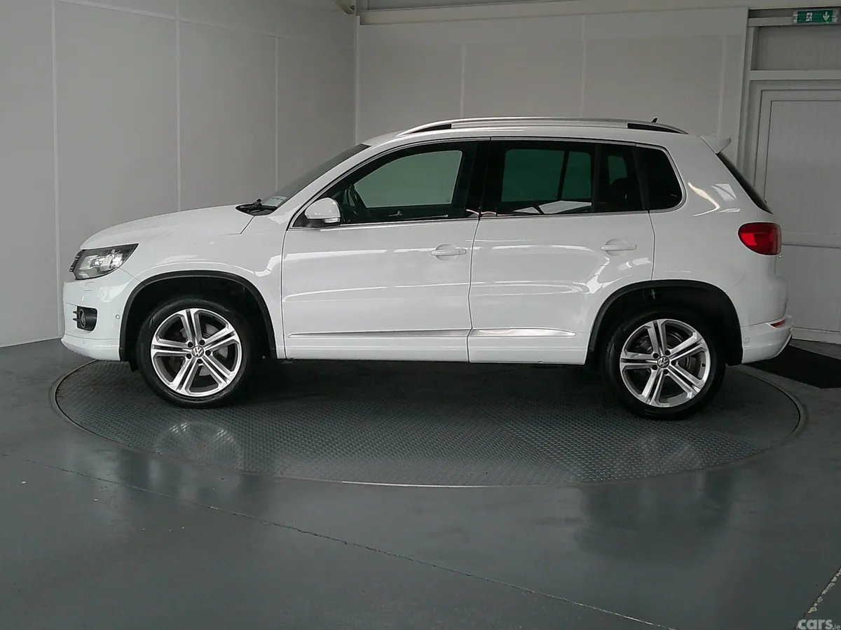 Volkswagen Tiguan SUV, Diesel, 2014, White