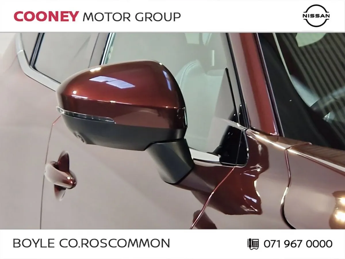Nissan Qashqai MPV, Petrol, 2024, Red