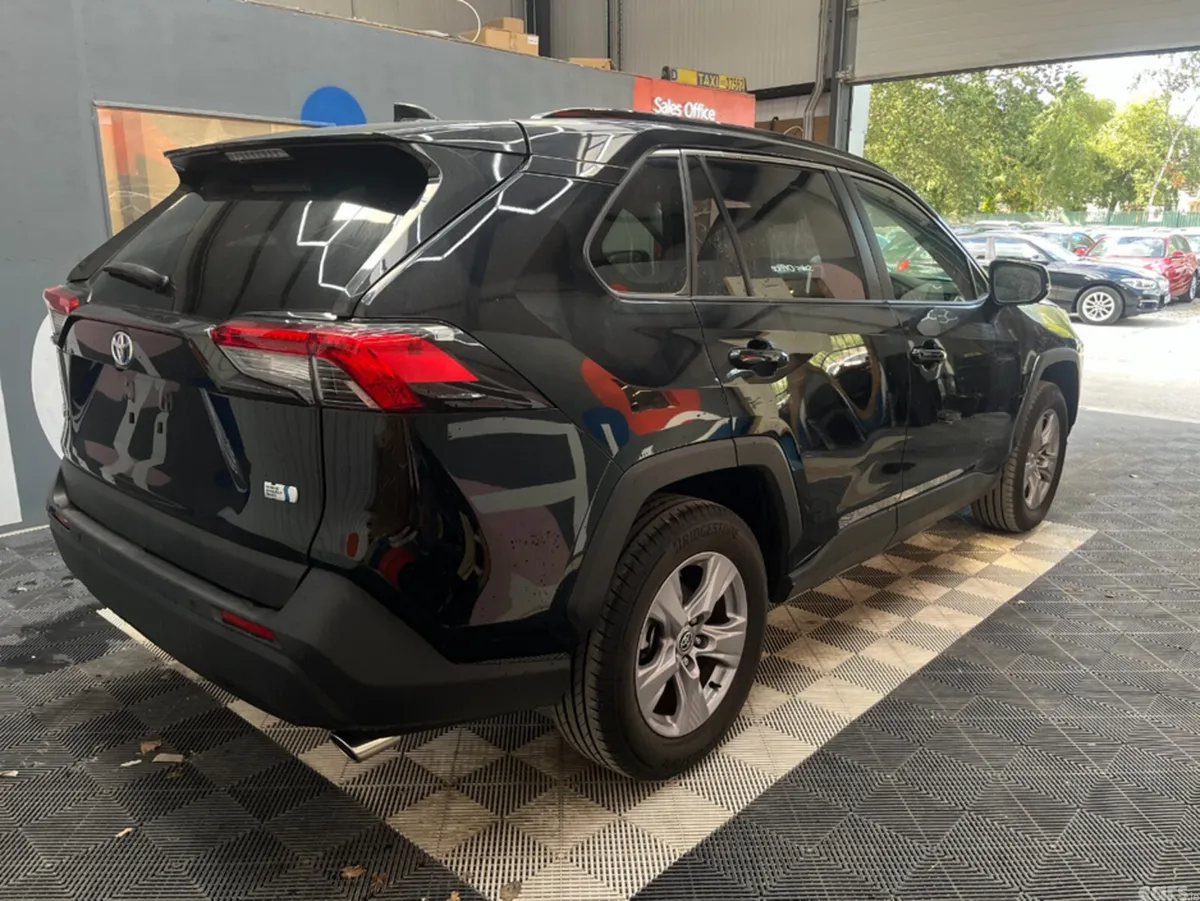 Toyota RAV4 SUV, Petrol Hybrid, 2024, Black