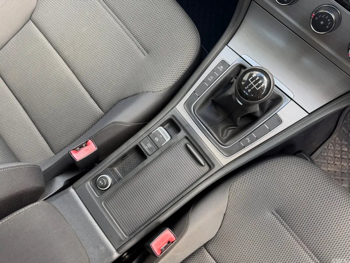 Volkswagen Golf Hatchback, Diesel, 2015, Black