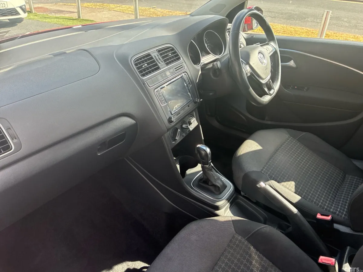 Volkswagen Polo Hatchback, Petrol, 2014, Red