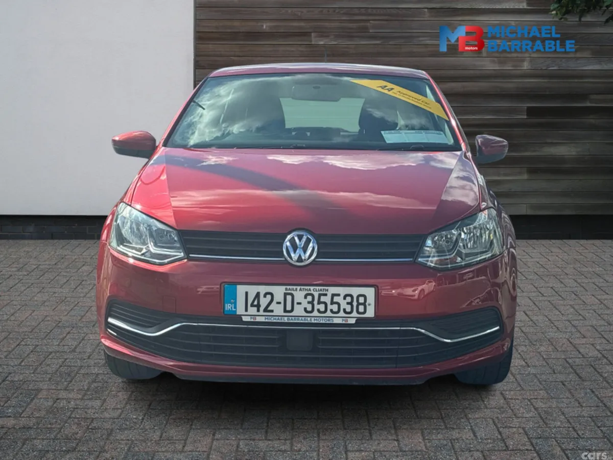 Volkswagen Polo Hatchback, Petrol, 2014, Red