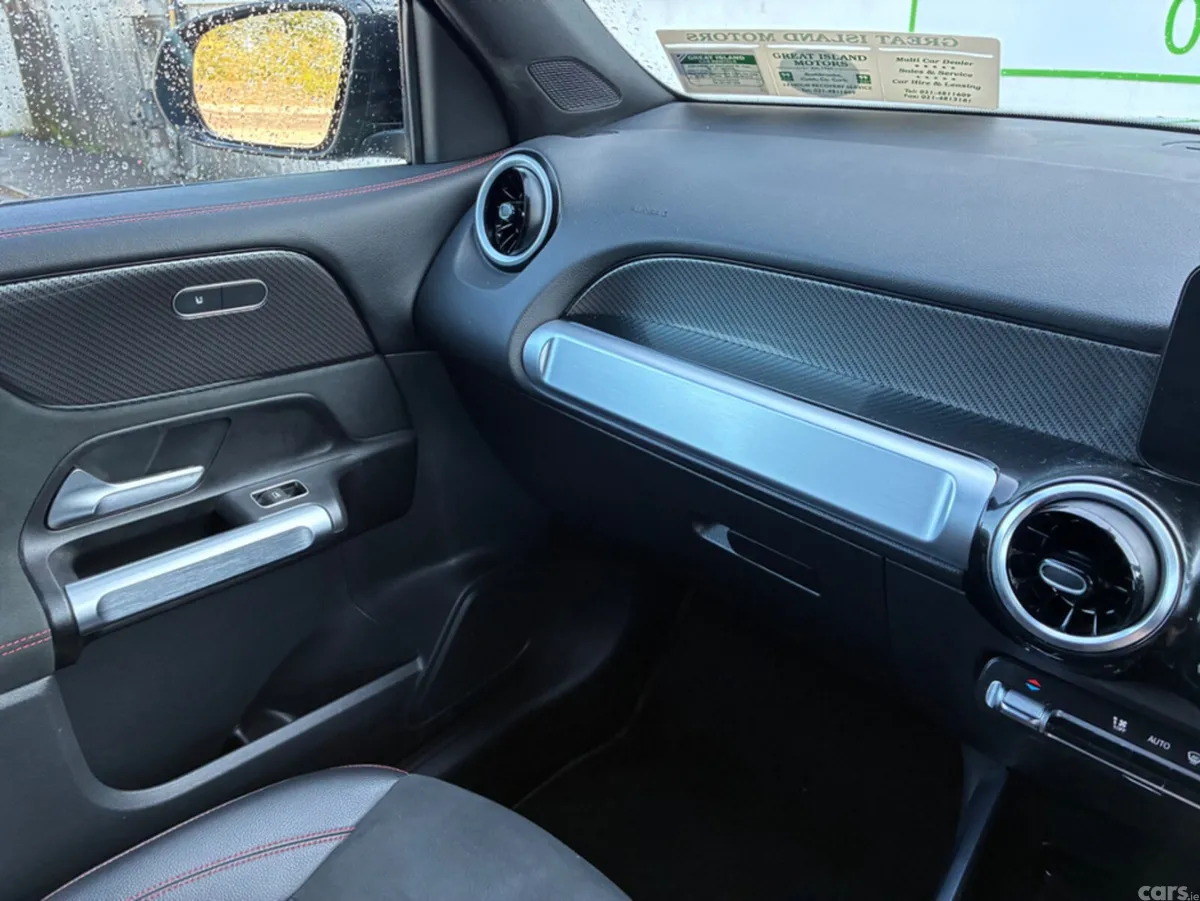 Mercedes-Benz GLB SUV, Diesel, 2023, Black