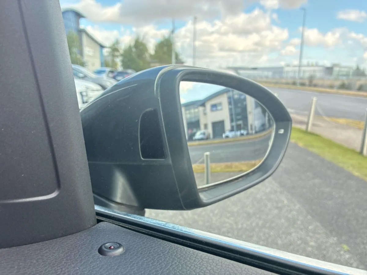 Volkswagen Touran SUV, Petrol, 2019, Grey