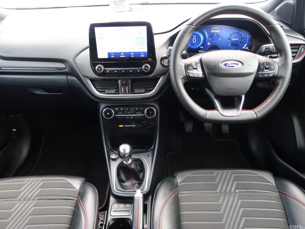 Ford Puma MPV, Petrol, 2024, White