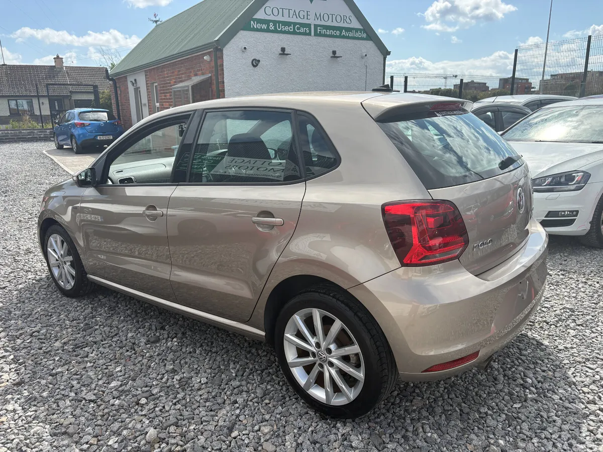 Volkswagen Polo Hatchback, Petrol, 2017, Gold