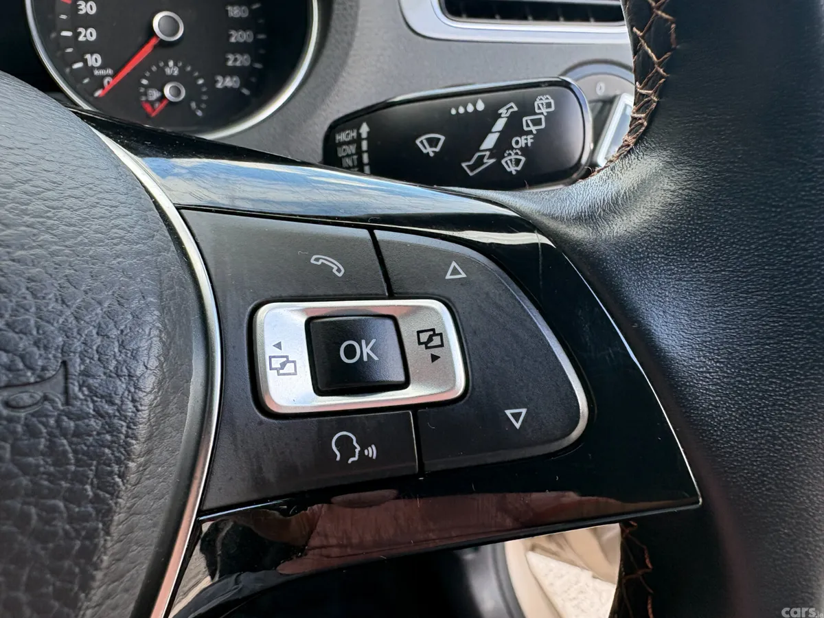 Volkswagen Polo Hatchback, Petrol, 2017, Gold
