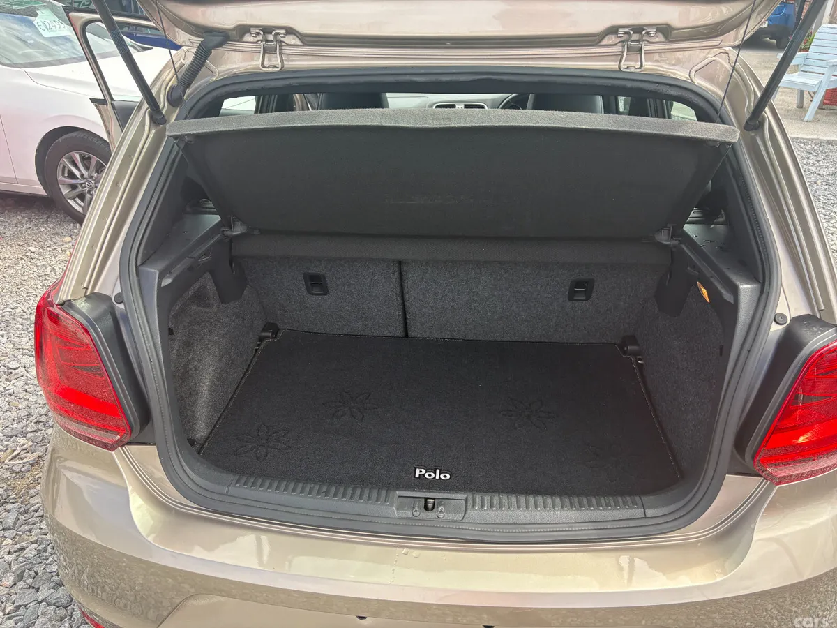 Volkswagen Polo Hatchback, Petrol, 2017, Gold