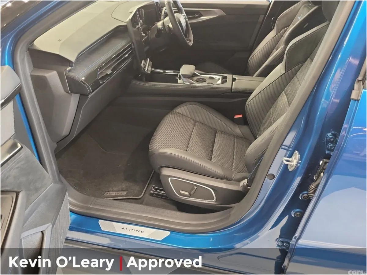 Renault Austral SUV, Petrol Hybrid, 2026, Blue