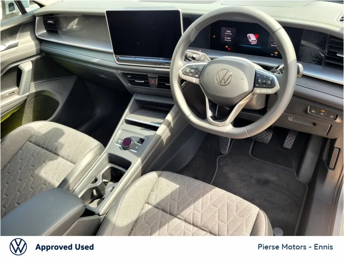 Volkswagen Tayron Estate, Diesel, 2026, Silver