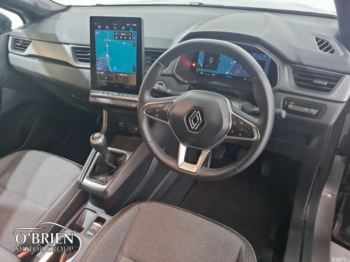 Renault Captur Hatchback, Petrol, 2024, Grey