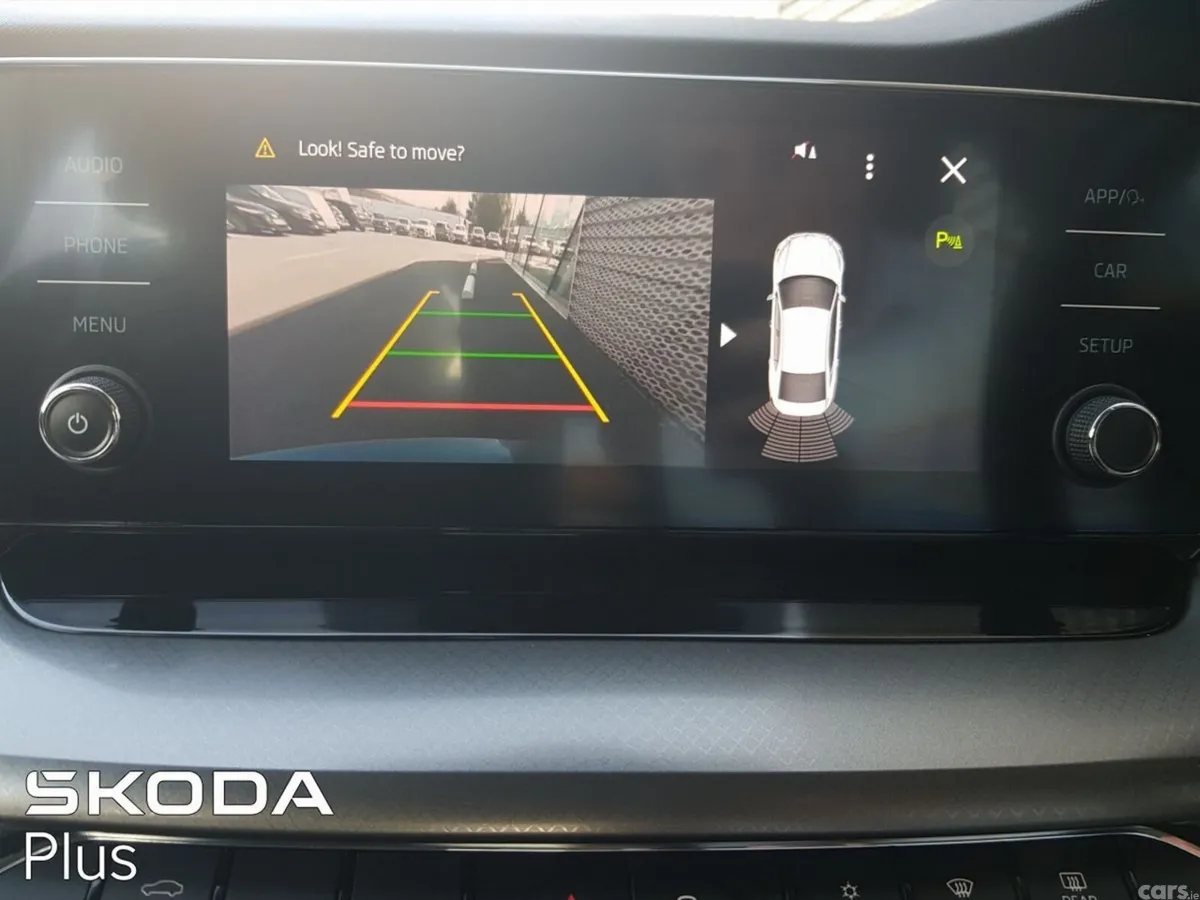 Skoda Octavia Saloon, Petrol, 2020, Grey