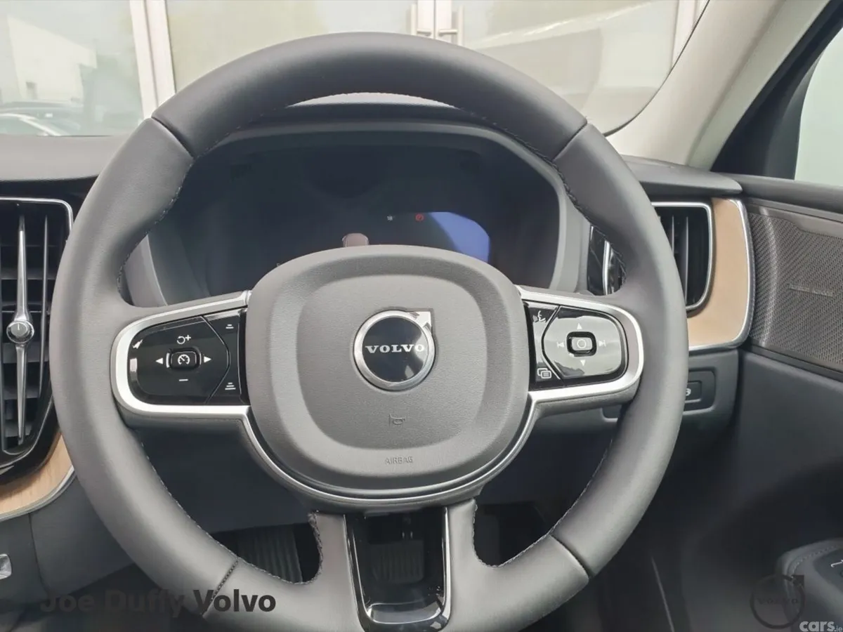 Volvo XC60 SUV, Petrol Plug-in Hybrid, 2026, Brown