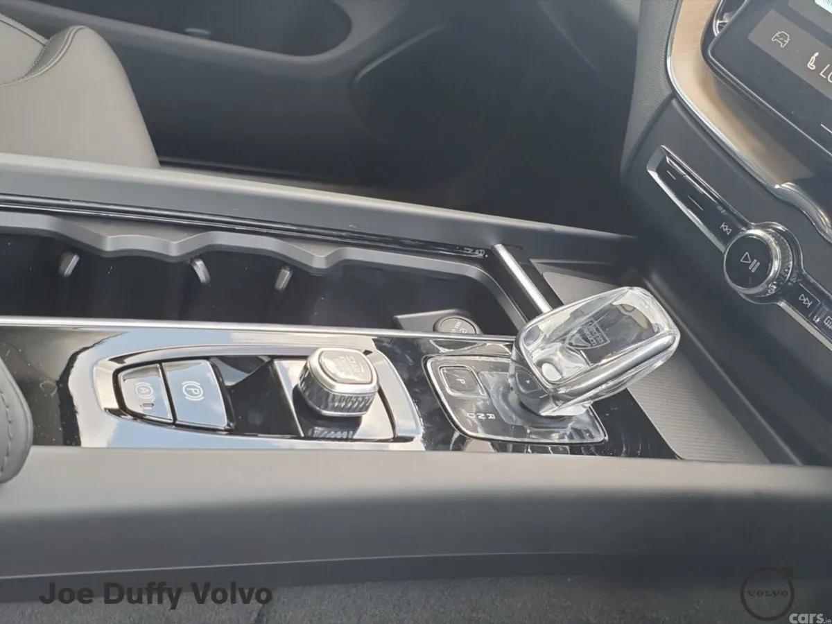 Volvo XC60 SUV, Petrol Plug-in Hybrid, 2026, Brown