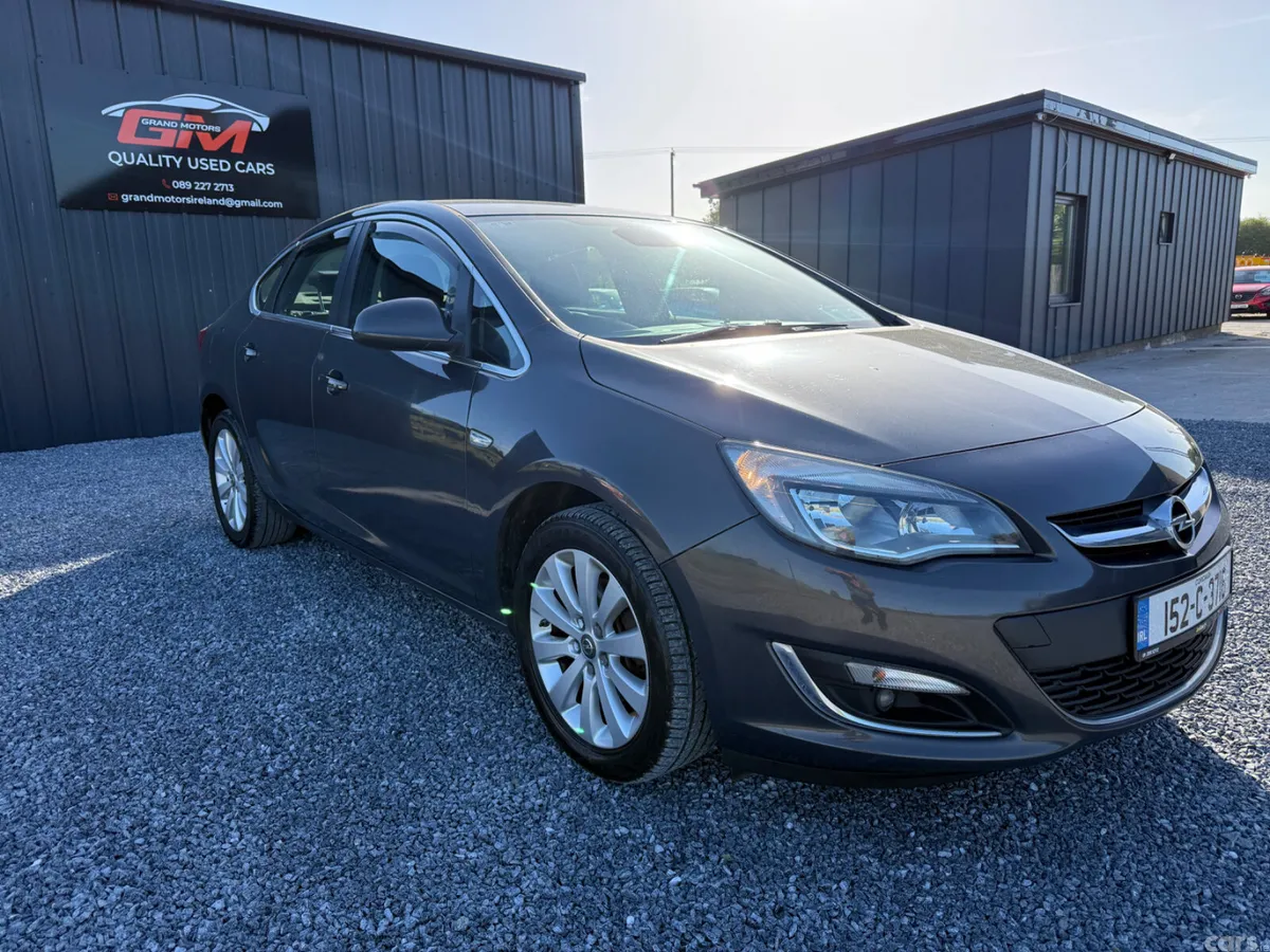 Opel Astra Saloon, Diesel, 2015, Grey