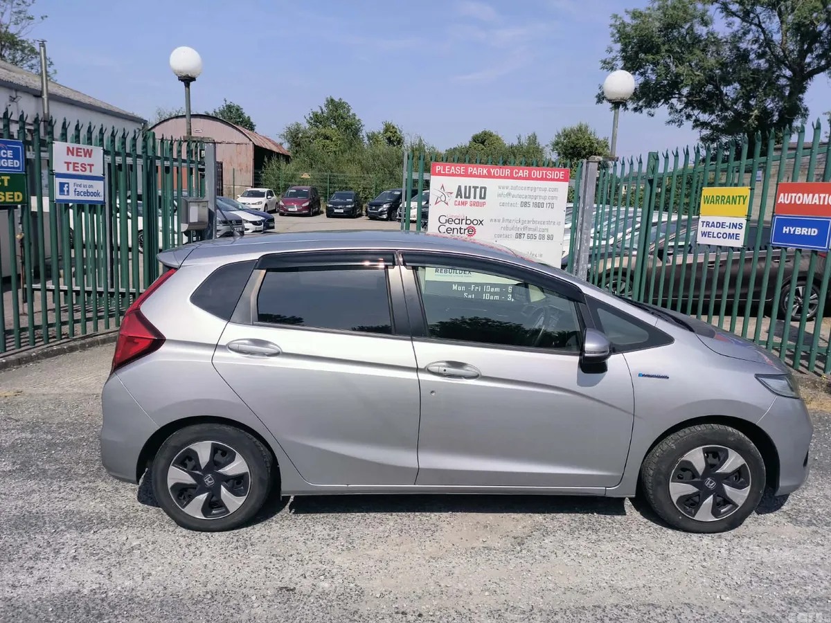 Honda Fit Hatchback, Petrol Hybrid, 2019, Silver